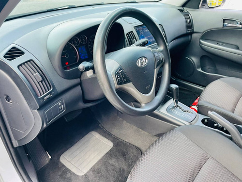 Imagem 12 de 15 de Hyundai I30 2.0 Mpfi Gls 16v Gasolina 4p Automático