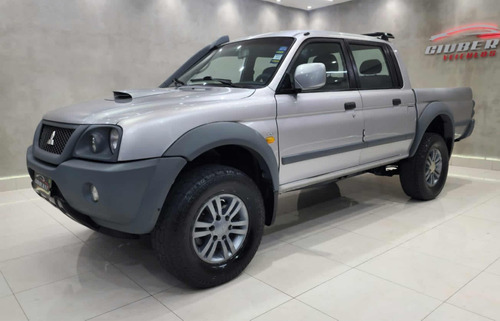 Mitsubishi L200 2.5 Outdoor Hpe Cab. Dupla 4x4 4p