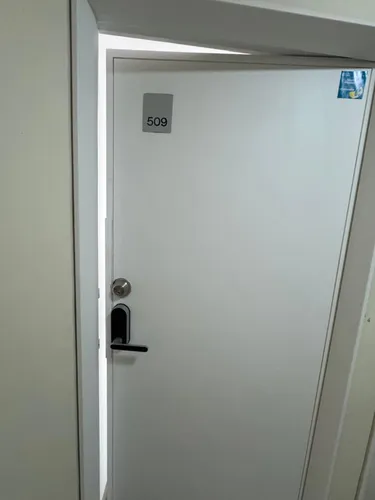 Consultorio En Venta En El Chicó. Cod V22590