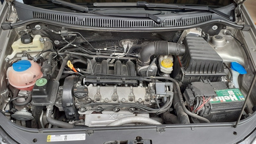 Volkswagen Polo 2014 1.6 Vht Total Flex 5p