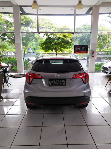 Imagem 4 de 10 de Honda Hr-v 2018 1.8 Lx Flex Aut. 5p