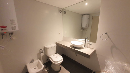 Imagen 5 de 13 de -apartamento Dos Dormitorios, Dos Baños, Balcón, Pocitos.