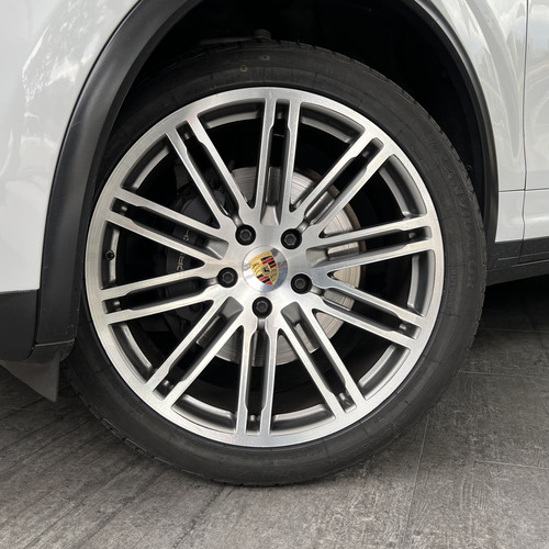 Porsche Cayenne Full Equipo