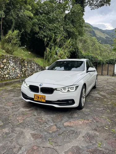 BMW Serie 3 1.5 318i F30 Lci Exclusive