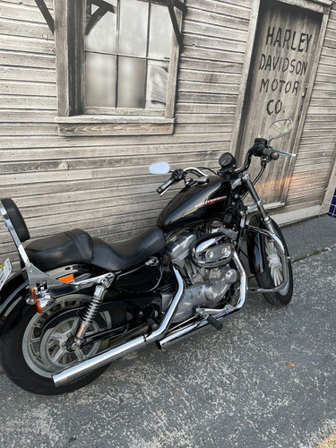 Imagem 2 de 12 de Harley Davidson Sportster Xl 883 Low