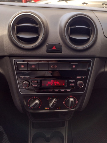 Imagem 9 de 15 de Volkswagem Gol 1.0 Track 2014 Completo Com Rodas