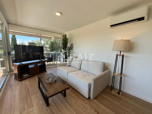 En Venta Apartamento 2 Dormitorios Playa Mansa