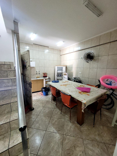Sobrado 4 Dormitórios 3 Wc Vila Tupi 200 M. Da Praia 171m2.