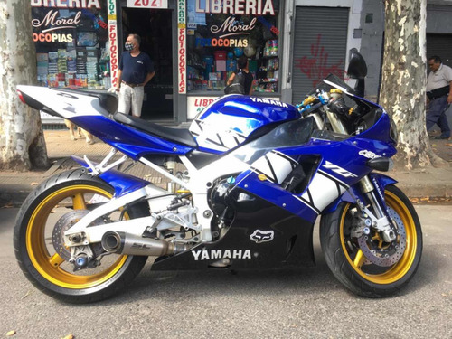 Yamaha R1