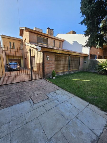 Gran Chalet - Lote 466 M2 - 3 Dorm - 4 Baños - Jardin Libre