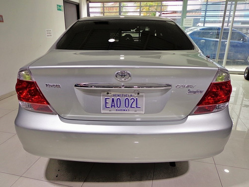 Imagen 4 de 9 de Toyota Camry 2005 4x2 Automático