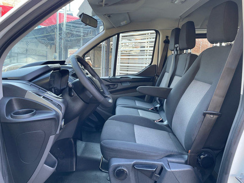 Ford Transit 2.2 Pasajeros Larga Techo Alto Custom Mt