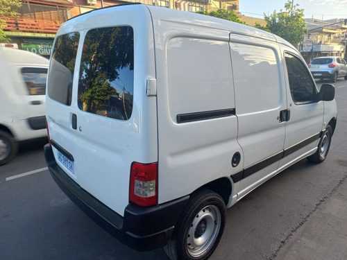 Imagen 9 de 9 de Peugeot Partner 2018 1.6 Furgon Confort
