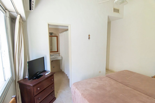 Casa En Venta 5 Amb + Dep En Los Cardales C Club