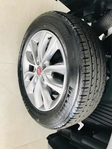 Imagem 12 de 13 de Fiat Toro 2019 2.0 Volcano 4x4 Aut. 4p