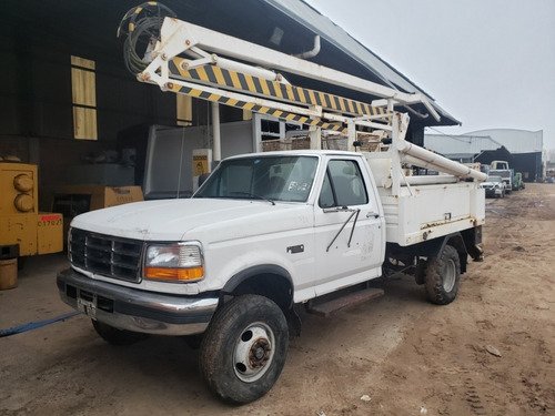 Camión Ford F-350 Hidroelevador 4x4