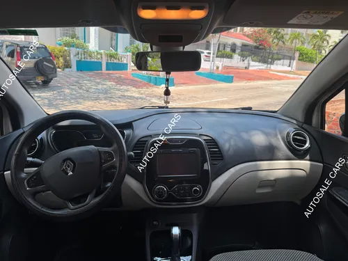 Renault Captur 2.0 Intens Automática
