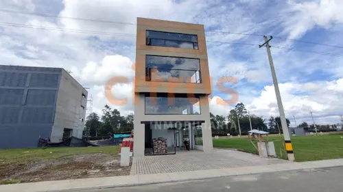 Bodegas En Arriendo Rionegro 643-8059077