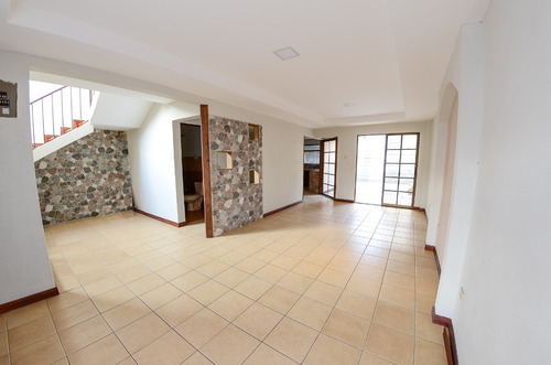 Imagen 3 de 23 de Linda Casa Ubicada En Jardines De Aguacaliente, Cartago