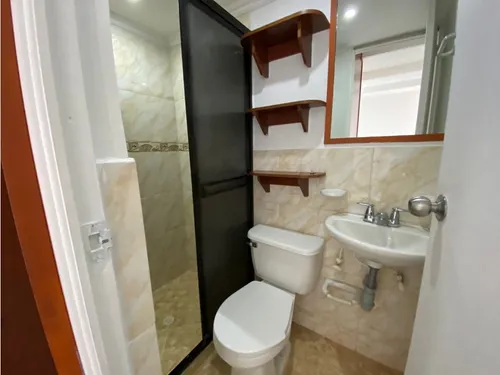 Apartamento En Venta Los Colores, Medellín