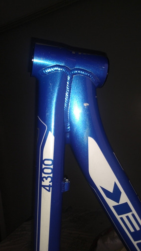 Imagem 4 de 8 de Bicicleta