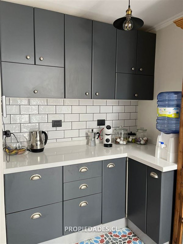 Casa En Venta De 5 Dorm. En Ñuñoa
