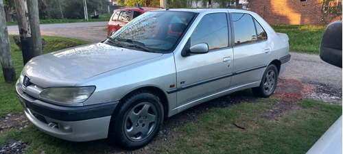 Peugeot 306 1.8 Xt Abs