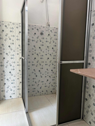 Kitnet Com 1 Quarto E 1 Banheiro
