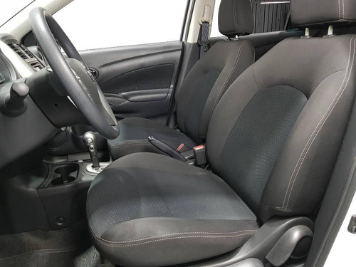Imagem 8 de 15 de Nissan Versa Sv 1.6 Cvt Xtronic Flex