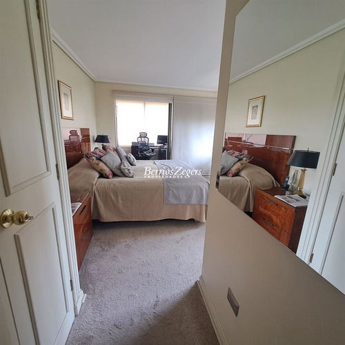 Departamento En Venta De 4 Dorm. En Viña Del Mar