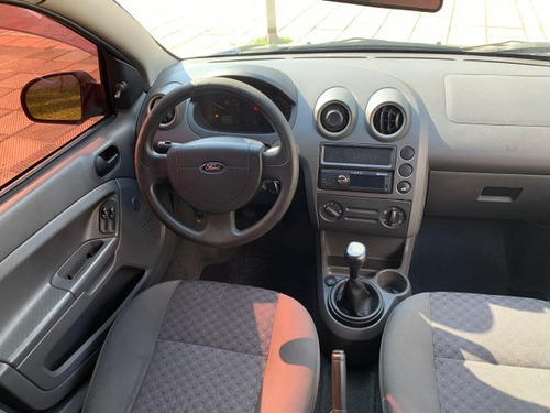 Ford Fiesta Fiesta 1.0 MPI HATCH 8V FLEX 4P MANUAL