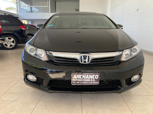 Imagen 2 de 17 de Honda Civic Exs 1.8 Mt