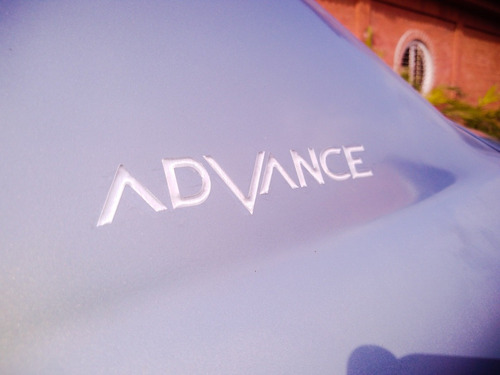 Imagen 2 de 5 de Emblemas Para Optra Advance, Entrega Inmediata.