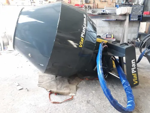 Implemento Trompo Hormigonero Minicargadora Vialplan, Bobcat
