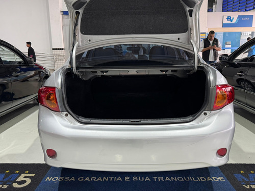 Toyota Corolla 1.8 XLI 16V FLEX 4P AUTOMÁTICO