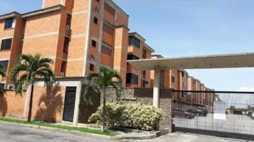 Yeily Colina Alquila Apartamento En Guacara Res. Trinitarias