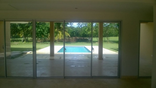 Villa En Venta Con Piscina En Punta Cana Bávaro  - Pvc-027-05-22-4