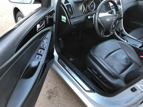Hyundai Sonata 2.4 16v Aut. 4p 2012