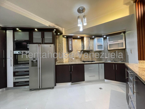 Apartamento En Venta Amplio Y Lujoso Posee Planta Electrica Parcial Pozo De Agua 2 Ptos Estacionamiento San Jacinto 25-10150 Miriam
