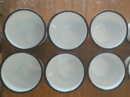 Imagen 4 de 4 de Vaso Enlozado Grande Tipo Chop Blanco Con Borde Negro