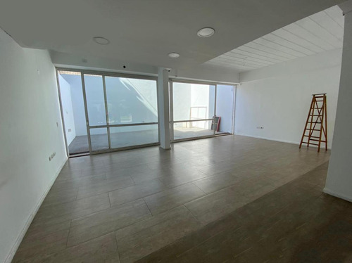 Local Comercial En Venta - 120mts2 - La Plata