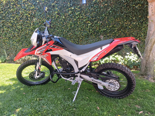 Vendo Corven Txr250l Con 8000 La Tengo De Okm.
