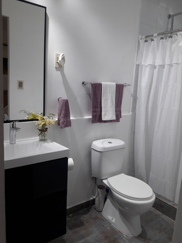 Casa Y Apto A 1 Del Mar,baja Temporada (hasta Noviembre A 65 Usd Por Noche