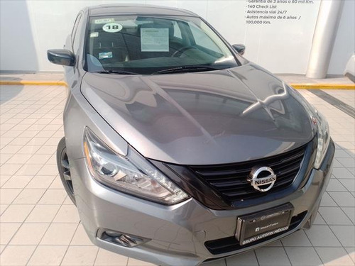 Nissan Altima 2.5 Advance Navi At