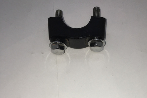 Imagen 3 de 5 de Abrazadera Soporte Manubrio Zanella Sapucai 2016 Cuotas