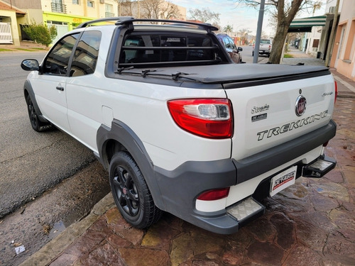 Imagen 3 de 8 de Fiat Strada 2016 1.3 Trekking Multijet Cd
