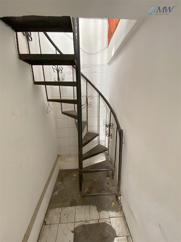 Amplia Casa - Oficina En Venta En El Mejor Barrio De Ñuñoa