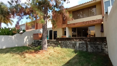 Townhouse Altos De Guataparo Residencias Las Villas. Planta 100%