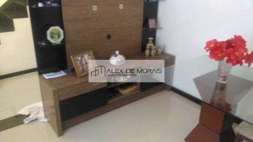 Imagem 2 de 26 de Casa Com 210m², 3 Quartos Sendo 1 Suíte, Com Uma Vaga De Garagem, No Centro De Vitória - Es - Ca0001_alexmo