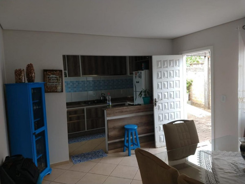 Imagem 5 de 15 de Casa Para Venda Em Guarapuava, Vila Bela, 3 Dormitórios, 1 Suíte, 1 Banheiro, 2 Vagas - Cs-0051_2-1124273